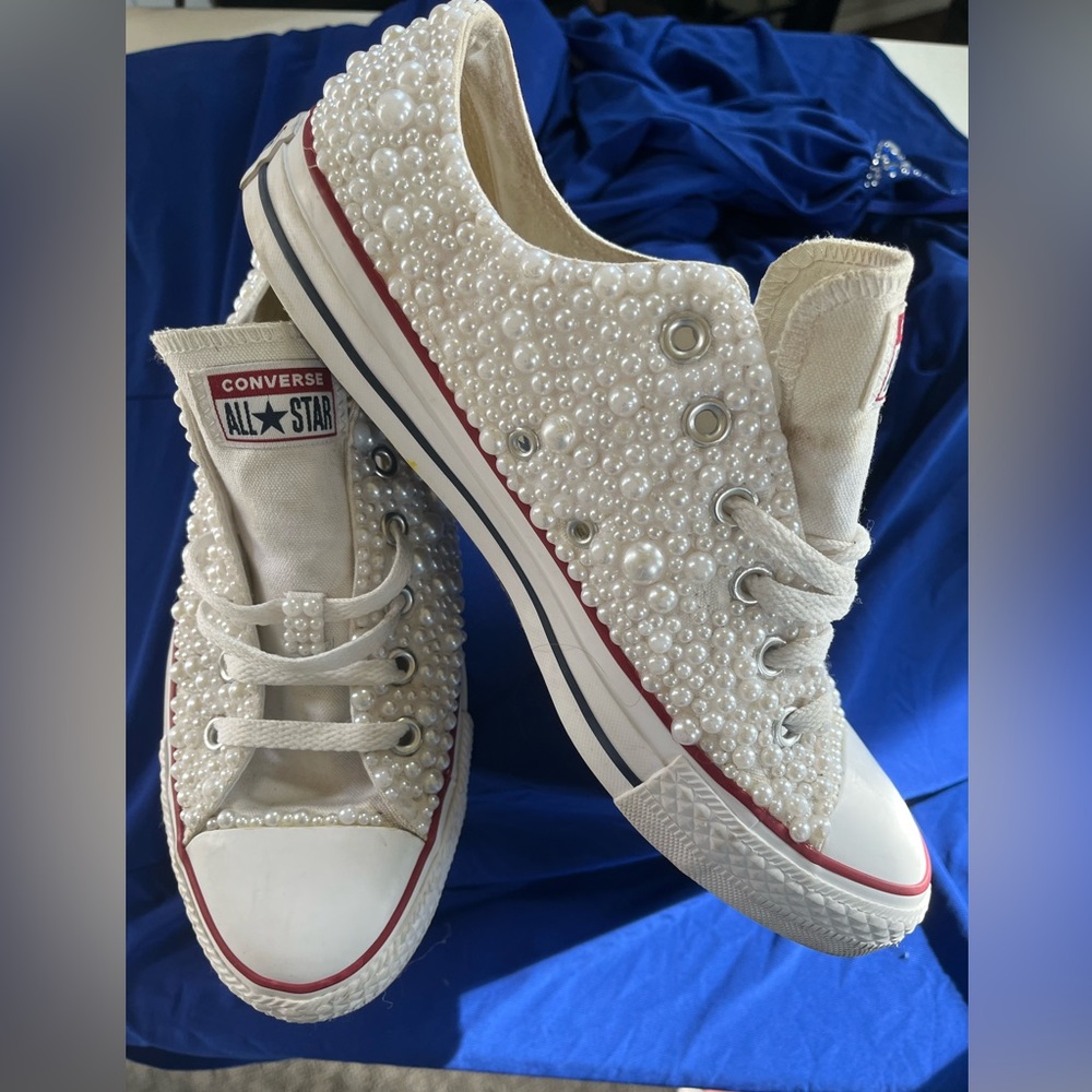 Converse White Pearl-Studded Low Top Sneakers with Red & Navy Trim